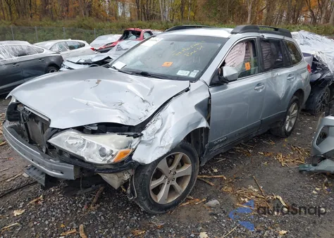 2013 Subaru Outback 2.5I Premium из США, поврежденный, VIN 4S4BRBCCXD3311676